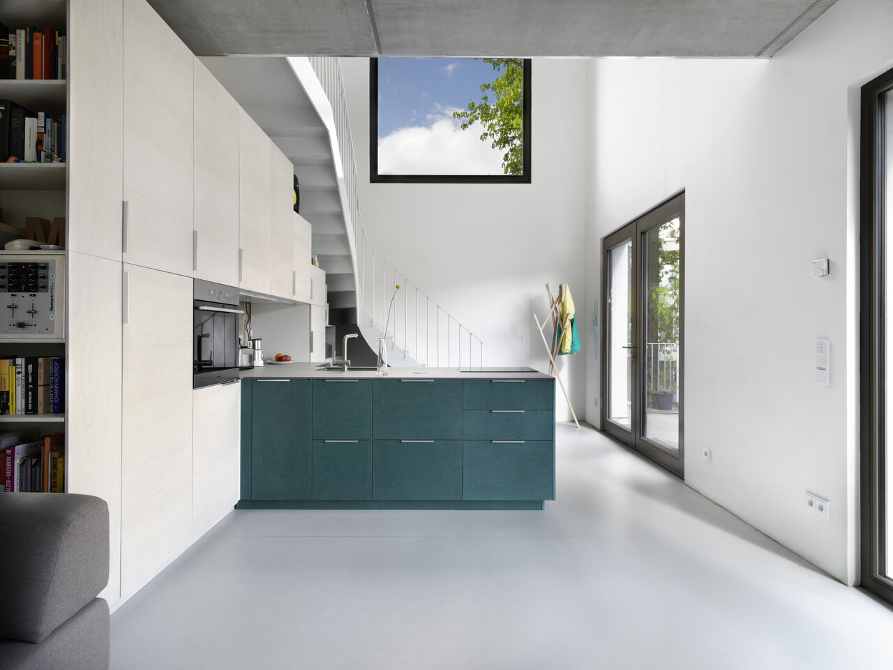 B22 Foto Innenraum grüne Küche