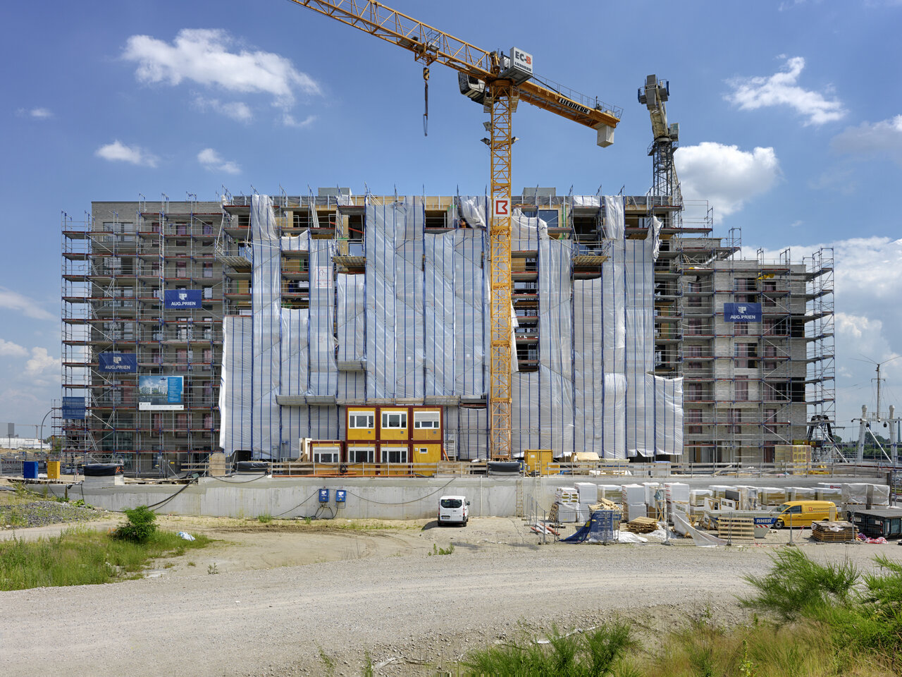 Tor zur Welt Foto Baustelle Frontalansicht