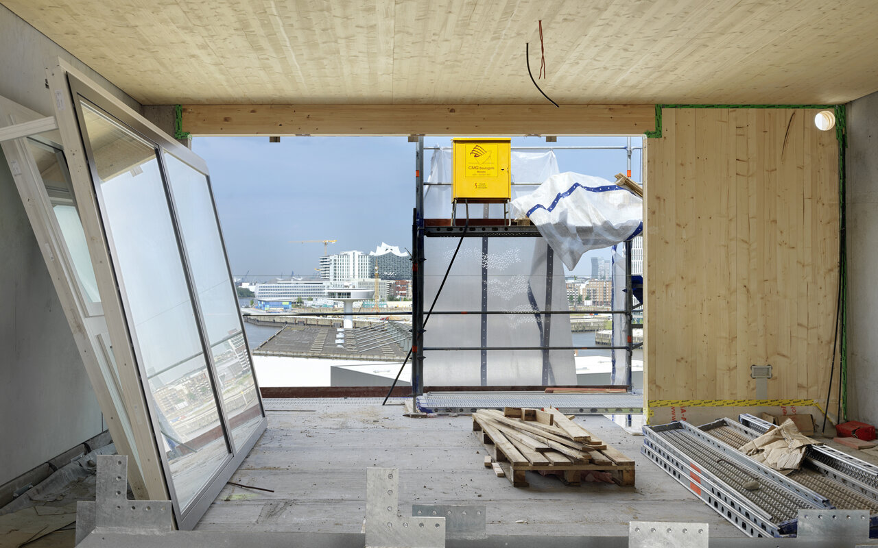 Tor zur Welt Foto Baustelle Innenraum mit Blick auf Elbphilharmonie